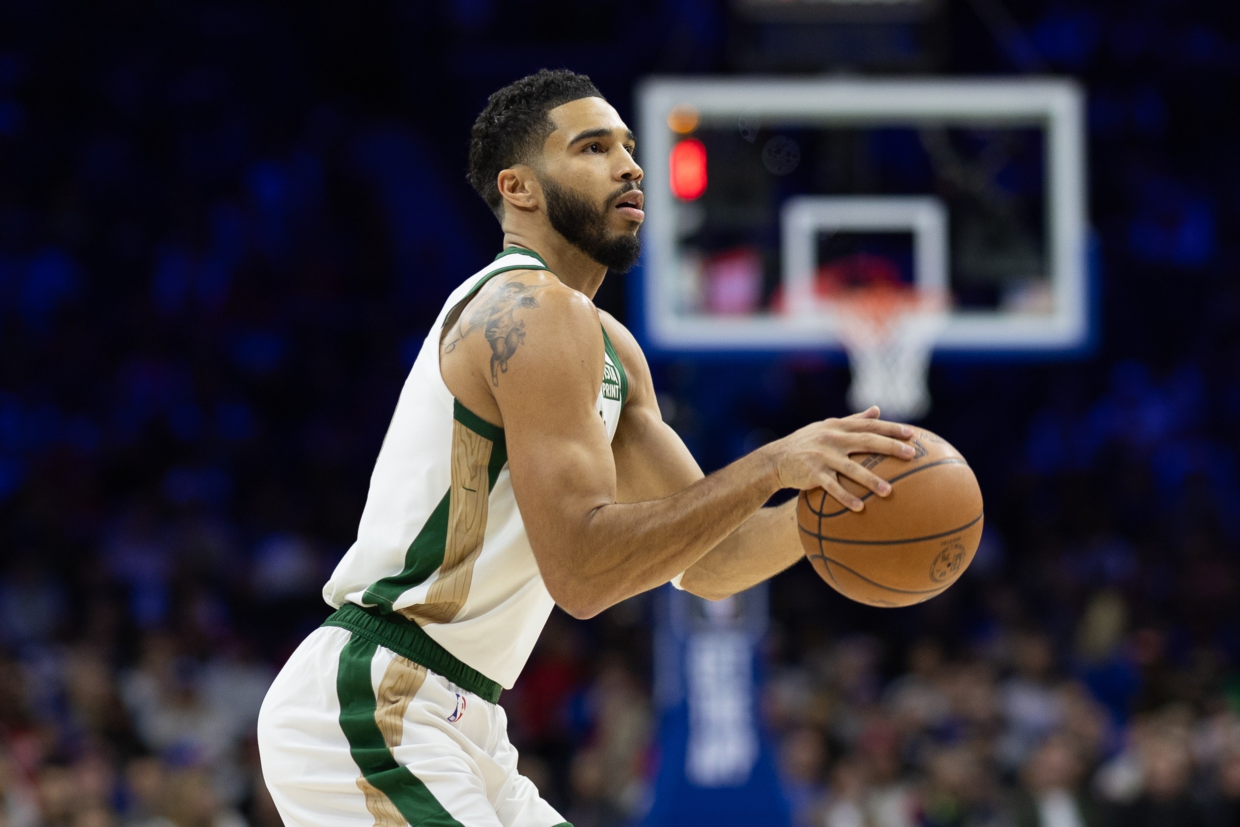 爱游戏体育赛事直播塔图姆连续七场比赛得分超过精彩发挥，热火挑战极限！的简单介绍