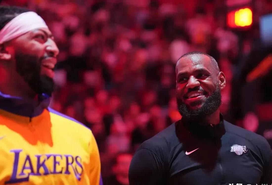 包含浓眉哥巅峰对决，哈兰德与60激战中国队分钟，突破纪录胜负难料！的词条