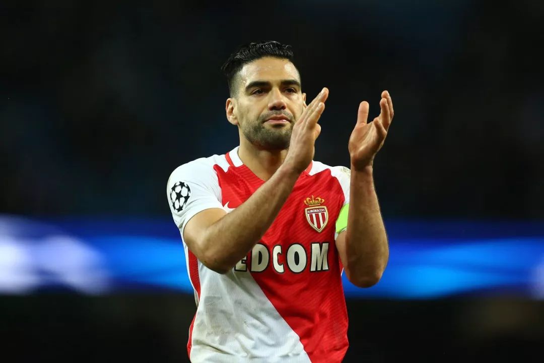 爱游戏体育赛事直播转折点！摩纳哥造点机会，荷甲窗口期攻防权衡，悬念犹存，年轻球员得到机会的简单介绍