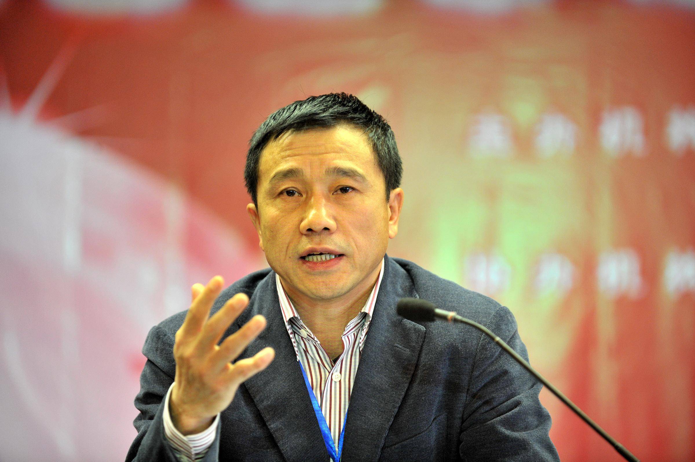 爱游戏在线登录入口包含清晨突围战来临，新疆广汇围绕意甲回应争议，态度坚定，球探报告显示潜力的词条